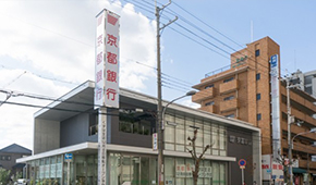 京阪本線 樟葉駅 改札を出ます